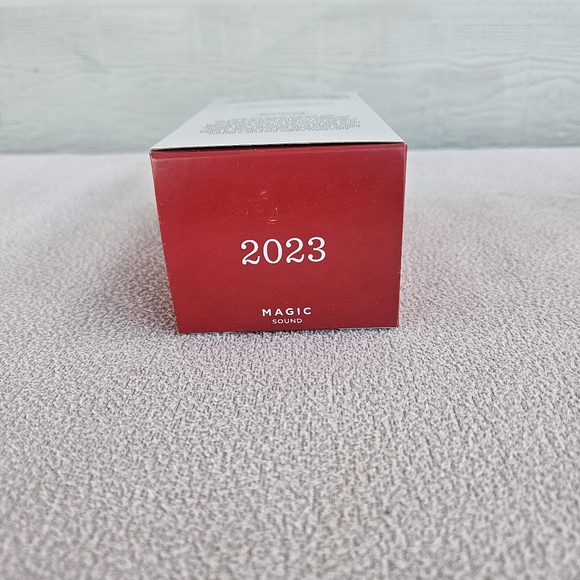 Hallmark Keepsake Ornament Dorothy Zbornak The Golden Girls MAGIC Sound 2023 - Picture 5 of 6